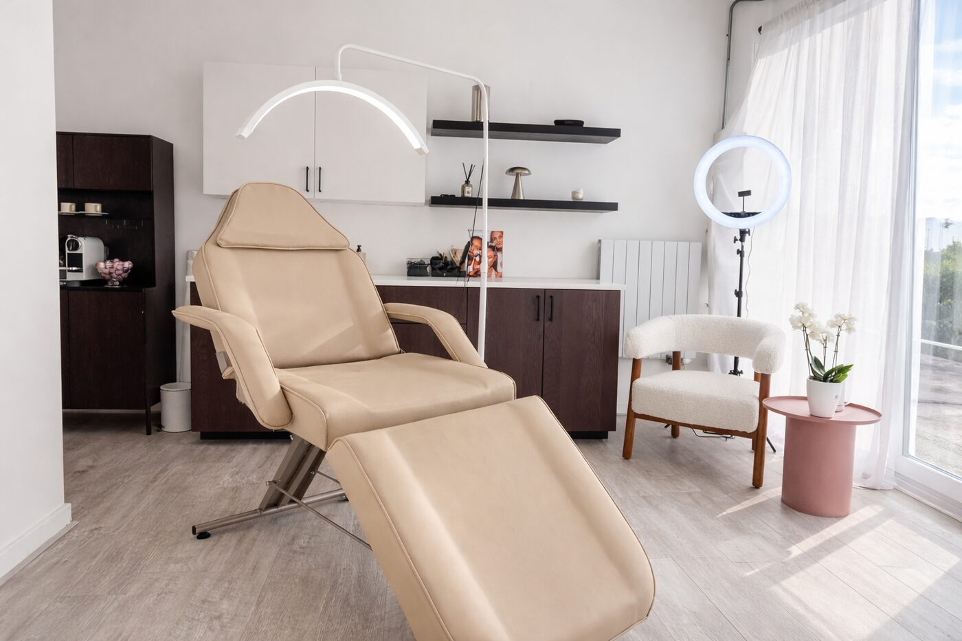 Tati Brows & Facials treatment room
